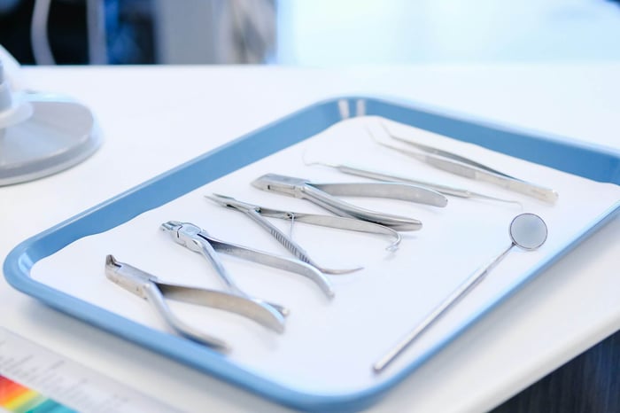 Root Canal vs Tooth Extraction: A Perfect Guide