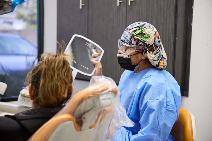 When Are All-on-4 Implants the Best Full-Arch Solution?