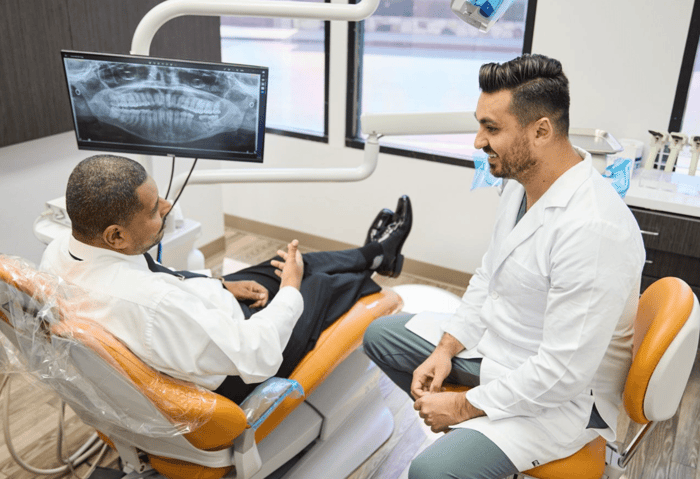 A person talking to another person