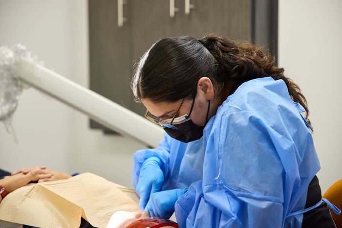 Emergency Dentist in Gardena: Same-Day Care Guide