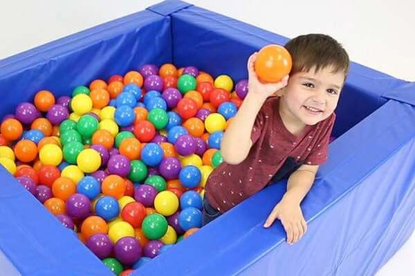 How do you assemble a ball pit? Watch this how to video!