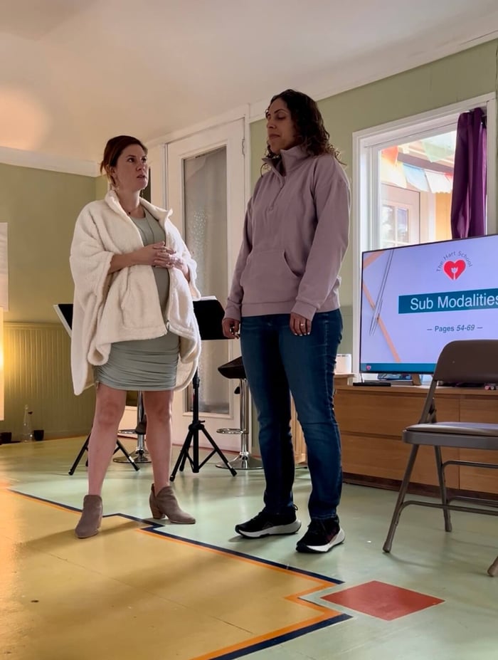 Life Coaching vs Therapy: What's the Difference and Which One Do You Actually Need?