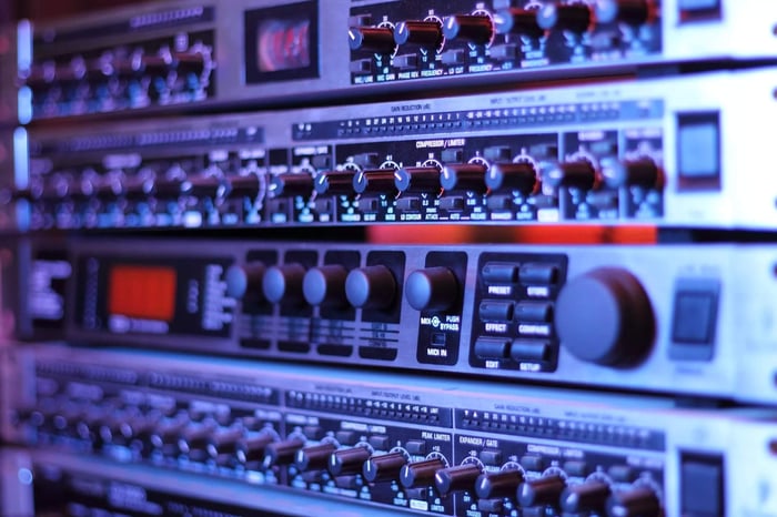 10 Times to Take Notes in the Recording Studio