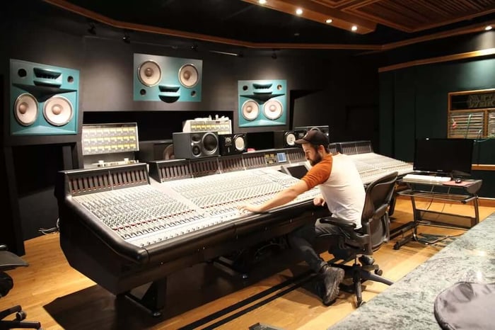 How to Figure Out Your Audio Engineering Rate