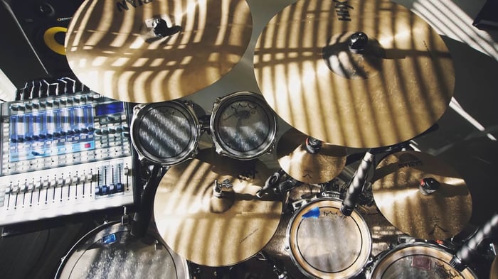 How to Humanize and Dehumanize Drums