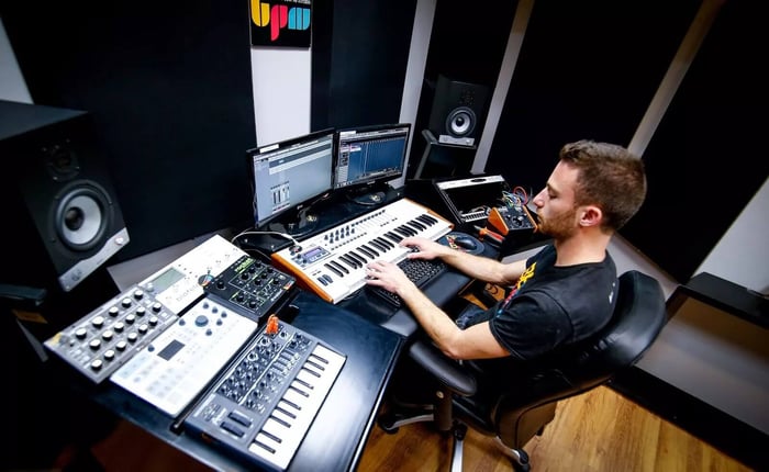 11 Tips to Fix Cheap Sounding Audio in the Mix