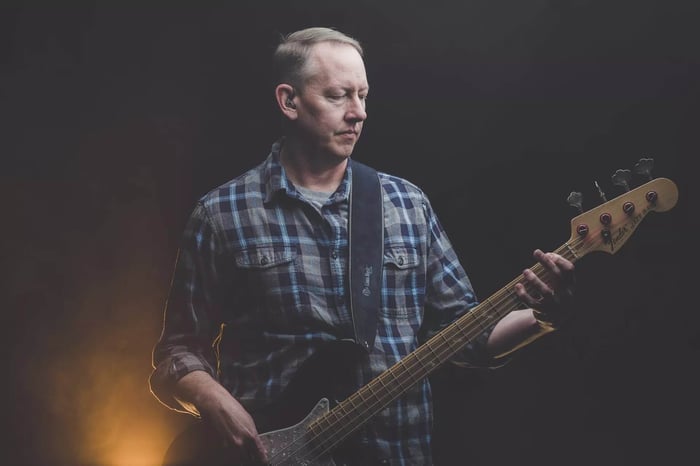 A Step-by-Step Guide to Create Bass Grooves