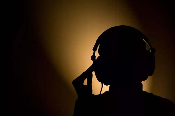 How to Rap over a Beat in Spire Studio