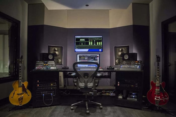 Why Spotify Studios NYC Trusts iZotope Plug-ins