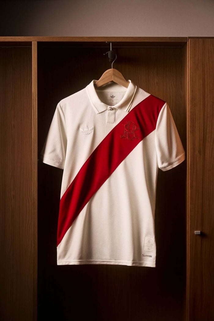 The River Plate 125th Anniversary Shirt Gets Almost Everything Right
