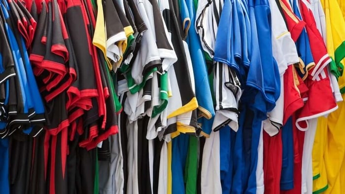 Why ’90s Kits Rule Instagram