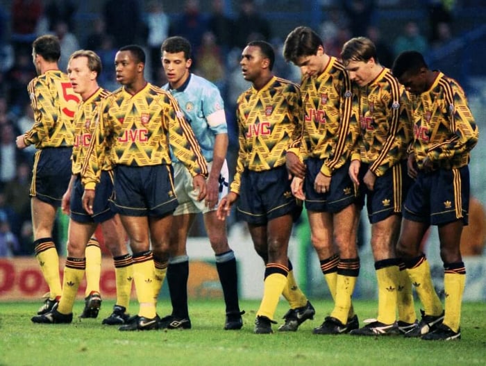 Arsenal 1991–93 Away Shirt