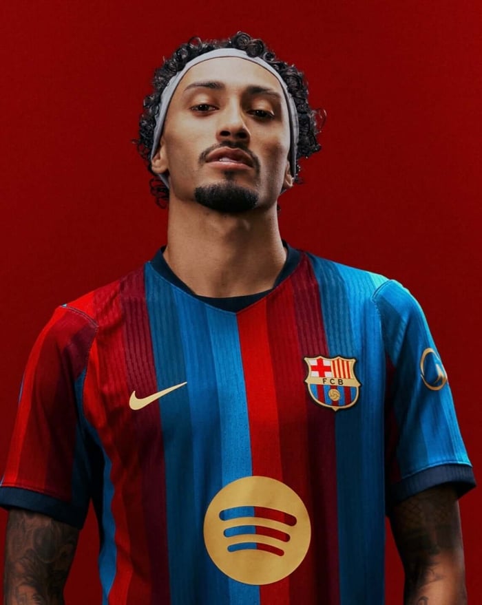 Barcelona 2026/27 Home Kit: Six Shades, One Stripe