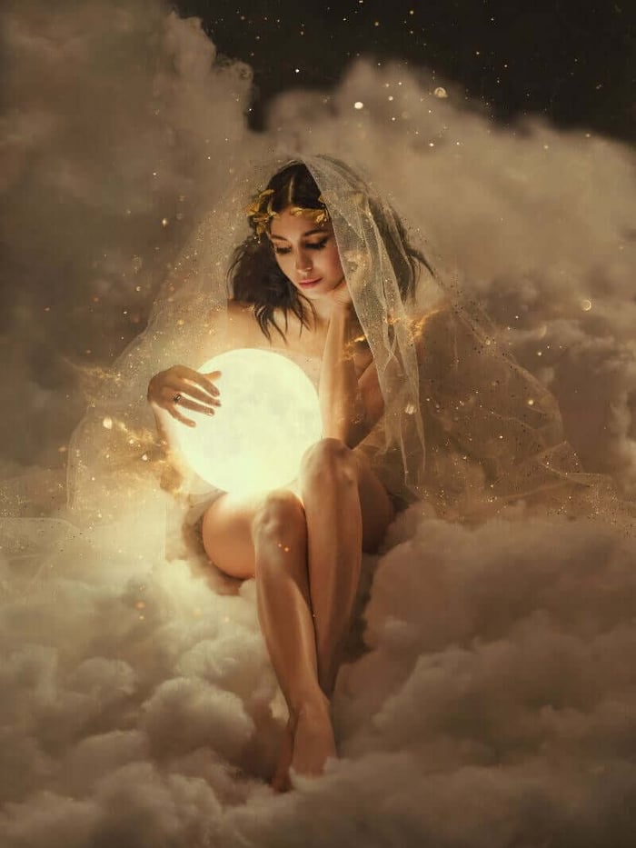GODDESS SERIES: SELENE OF THE MOON