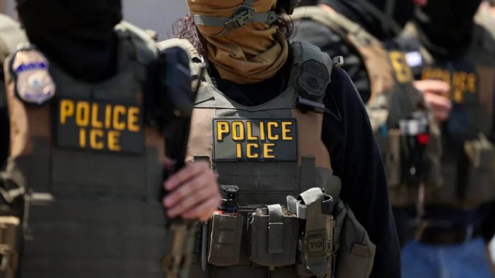 ICE Abolition Urged in DNC Resolution