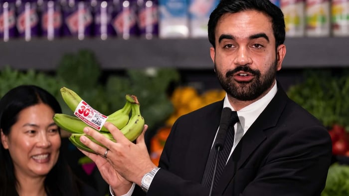 NYC Mayor Mamdani's Discount Grocery Plan Draws Maher and Cuomo Criticism