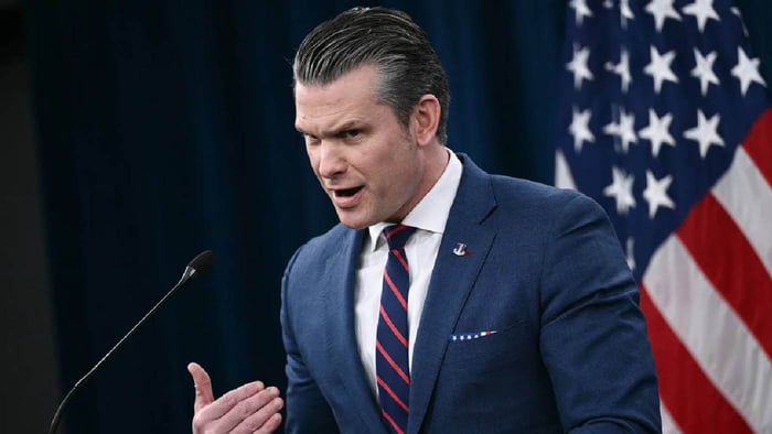 Hegseth Shuts Down Early 2028 Bid Talk