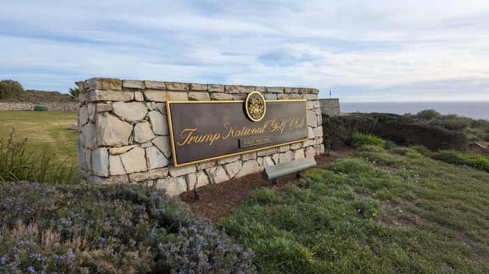 Man with Loaded Gun and Arsenal Arrested at Trump Golf Club Before Fundraiser