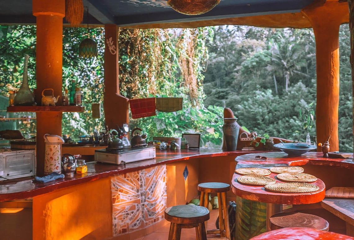 Farmhouse Kitchen; Try Out Some Vintage Look To Your Kitchen