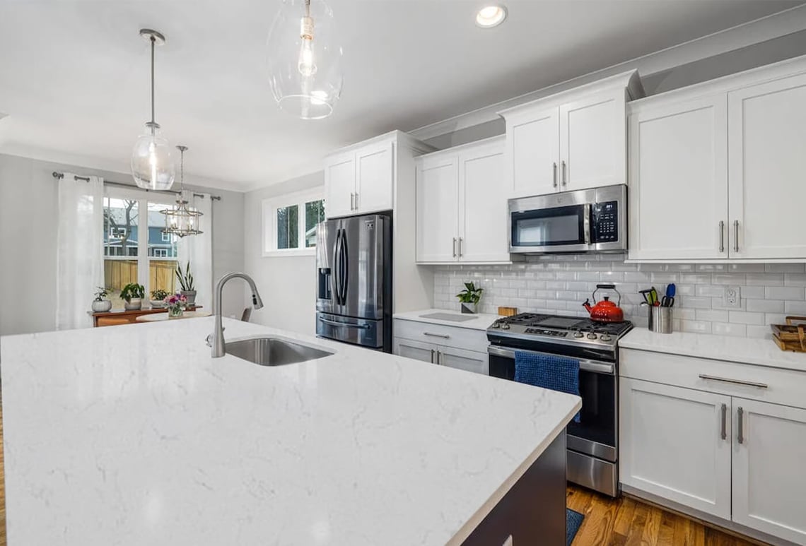What Fosters Carrara Standard Quartz to be So Amazing?