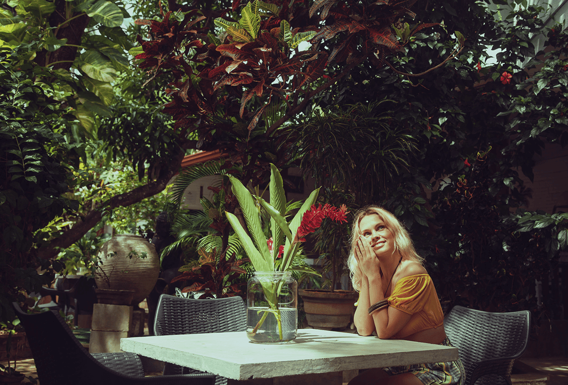 Garden Table Ideas & Stone Slab Repair: Outdoor Living Solutions