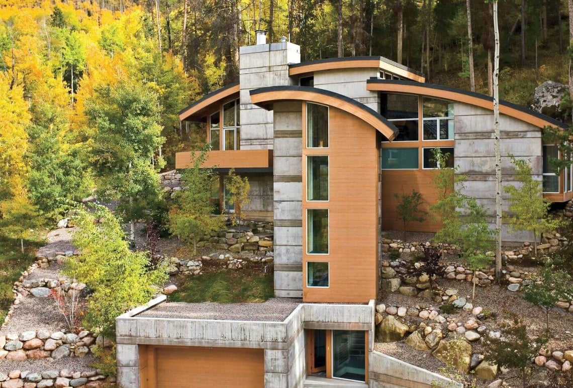 Mountainside Home Decorating Ideas For 2024