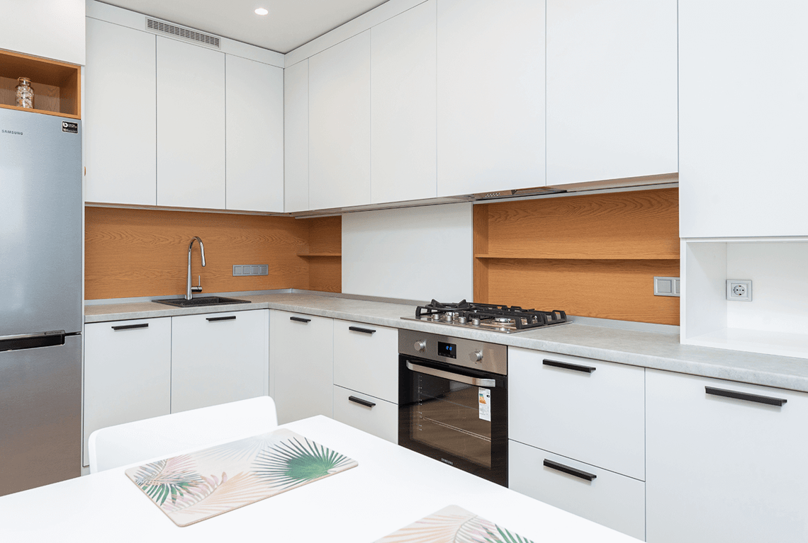 Grey Worktops With White Cabinets: