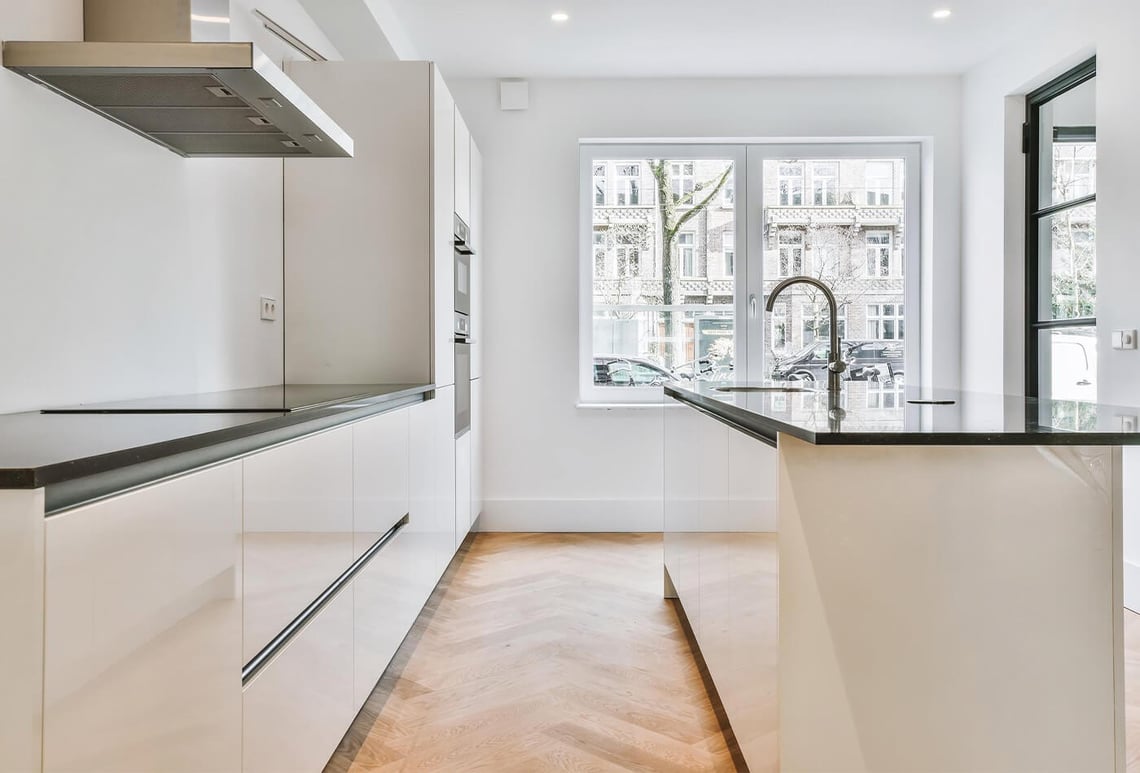 Modern White Kitchen Ideas