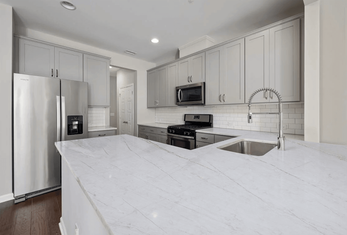 Reasons you love Mont Blanc Quartzite Countertop