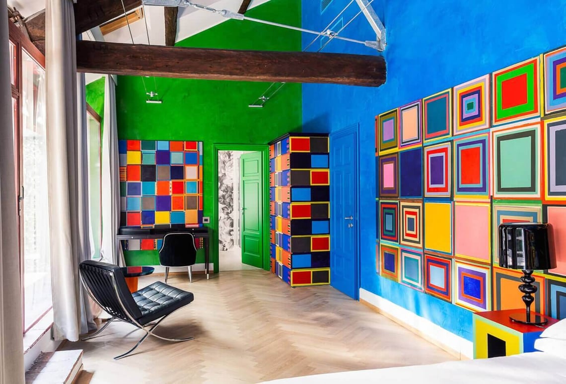 Wallpaper Or Murals With A Tuscan Theme