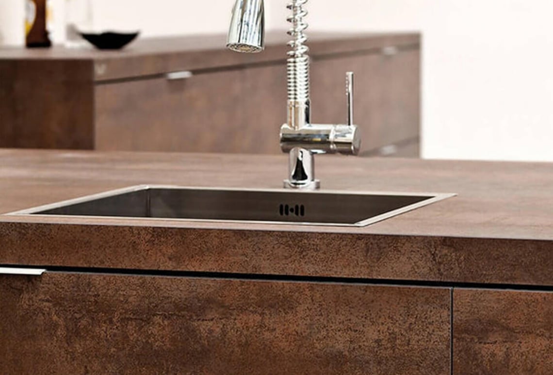 What is an Undermount Kitchen Sink 600mm?