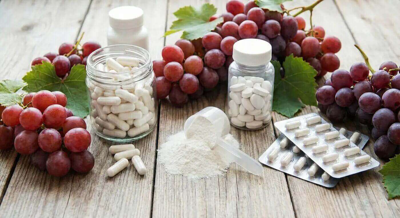 Different forms of resveratrol supplements showing capsules, powder, and liquid extracts