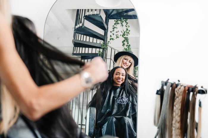 How to Find the Right Hair Extensions Color for Your Hair