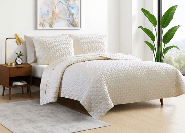 Diamond Temperature Regulating Quilt and Coverlet