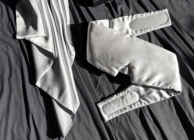 Product Spotlight: Mulberry Silk Sleep Mask & Pillowcase Set with Collagen