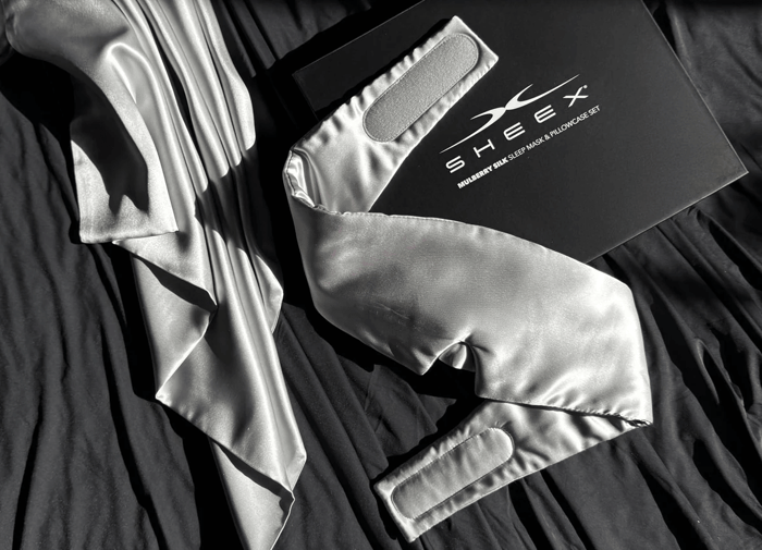 Mulberry Silk Sleep Mask & Pillowcase Set With Collagen