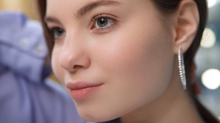 Why You Should Wear Hoop Earrings In 2022 And Beyond