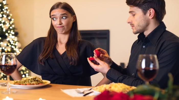 She Loves You But She Hates Her Engagement Ring!