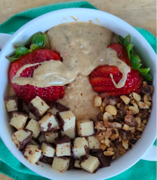 Peanut Butter Oat Pulp Bowl