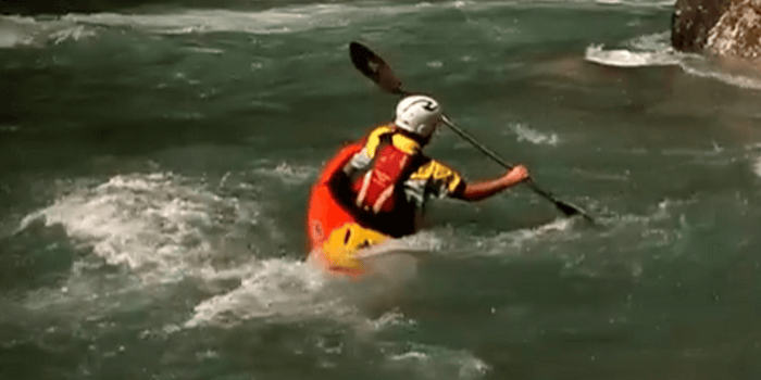 How to do the Hanging Stern Draw - Intermediate Kayak Instructional Video