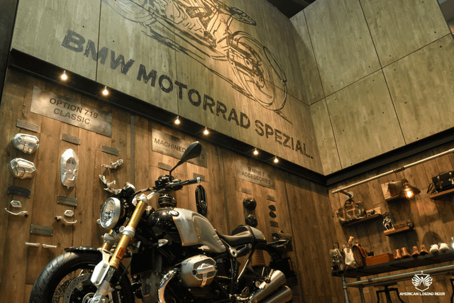 2018 BMW R Nine T Pure: Oozing Heritage and Style