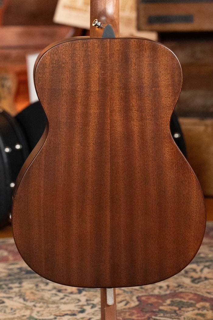 OOO Jr E Jeff Tweedy Martin Guitar Back