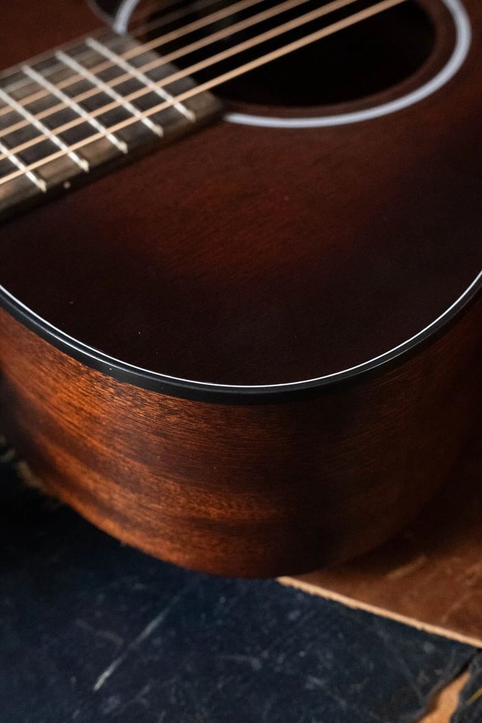 OOO Jr E Jeff Tweedy Martin Guitar Up Close