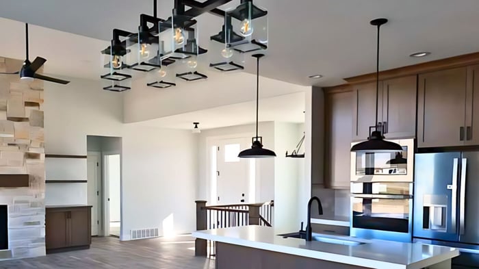 How to Choose the Right Contractor for Your Custom Home