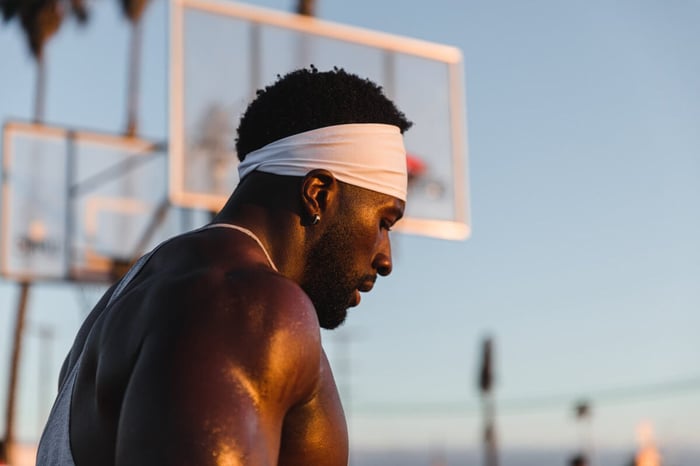Why You Need a Distraction-Free Workout Sweatband