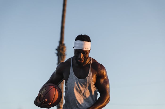 Play Basketball? Headbands Can Improve Your Game