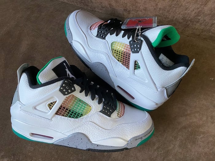 A Closer Look: Air Jordan 4 WMNS “Rasta”
