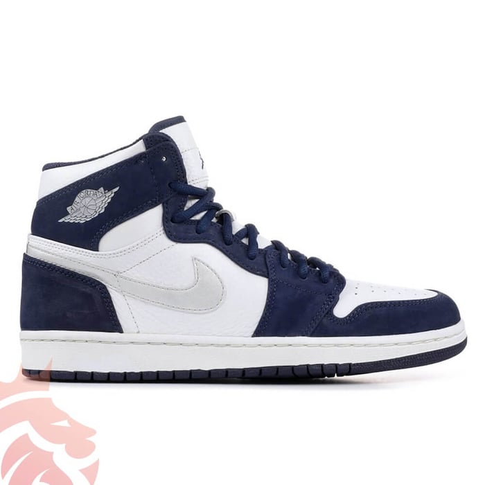 First Look: Air Jordan 1 Retro High OG “Midnight Navy”