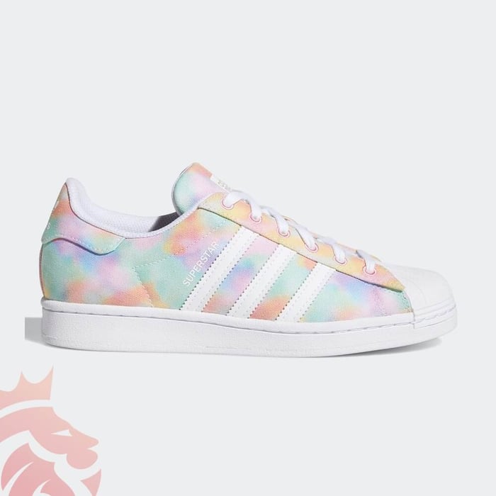 First Look: adidas Superstar WMNS “Tie-Dye”