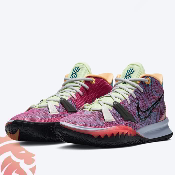 Nike Kyrie 7 